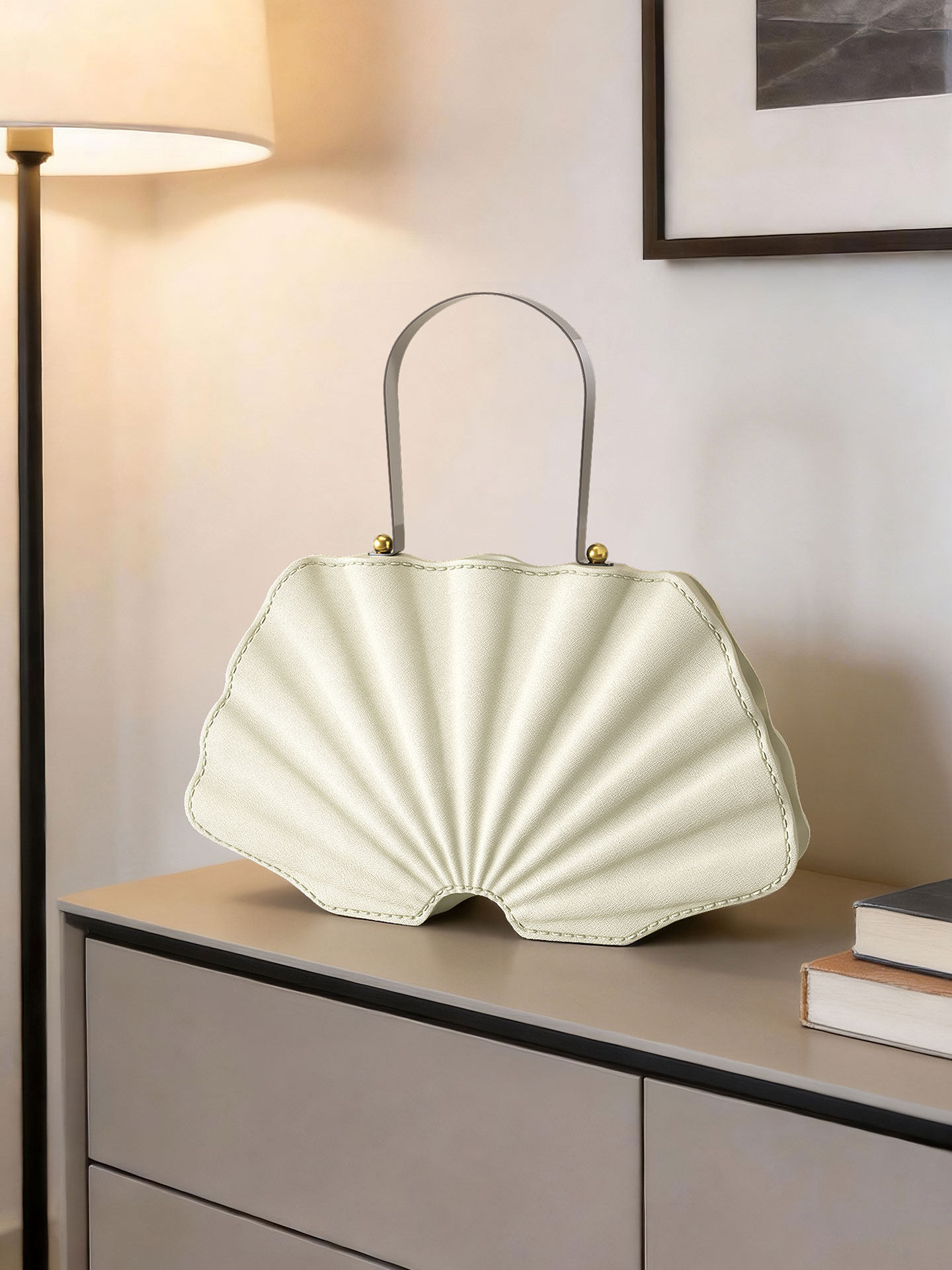 Creative Shell Bag Statue Art  - Resin Art Gift For Anniversary ulasan dan harga